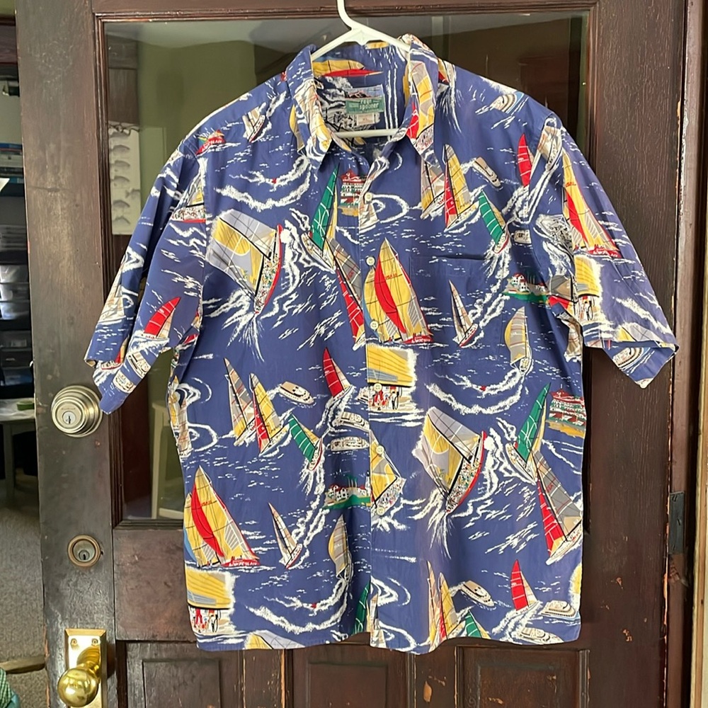 reyn spooner Hawaiian Traditionals men’s Hawaiian shirt. Size XL